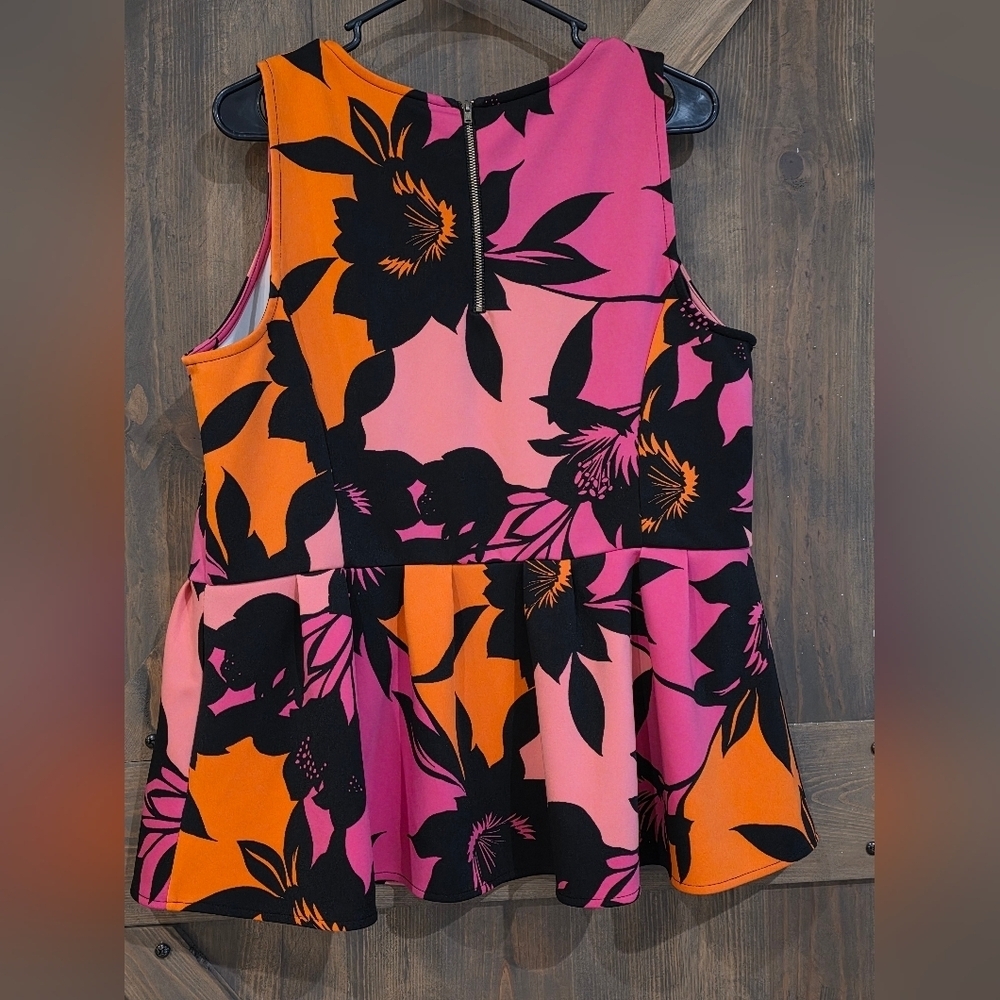 Worthington Vibrant V Neck Floral Sleevless Blouse Size 1X - Picture 2 of 6
